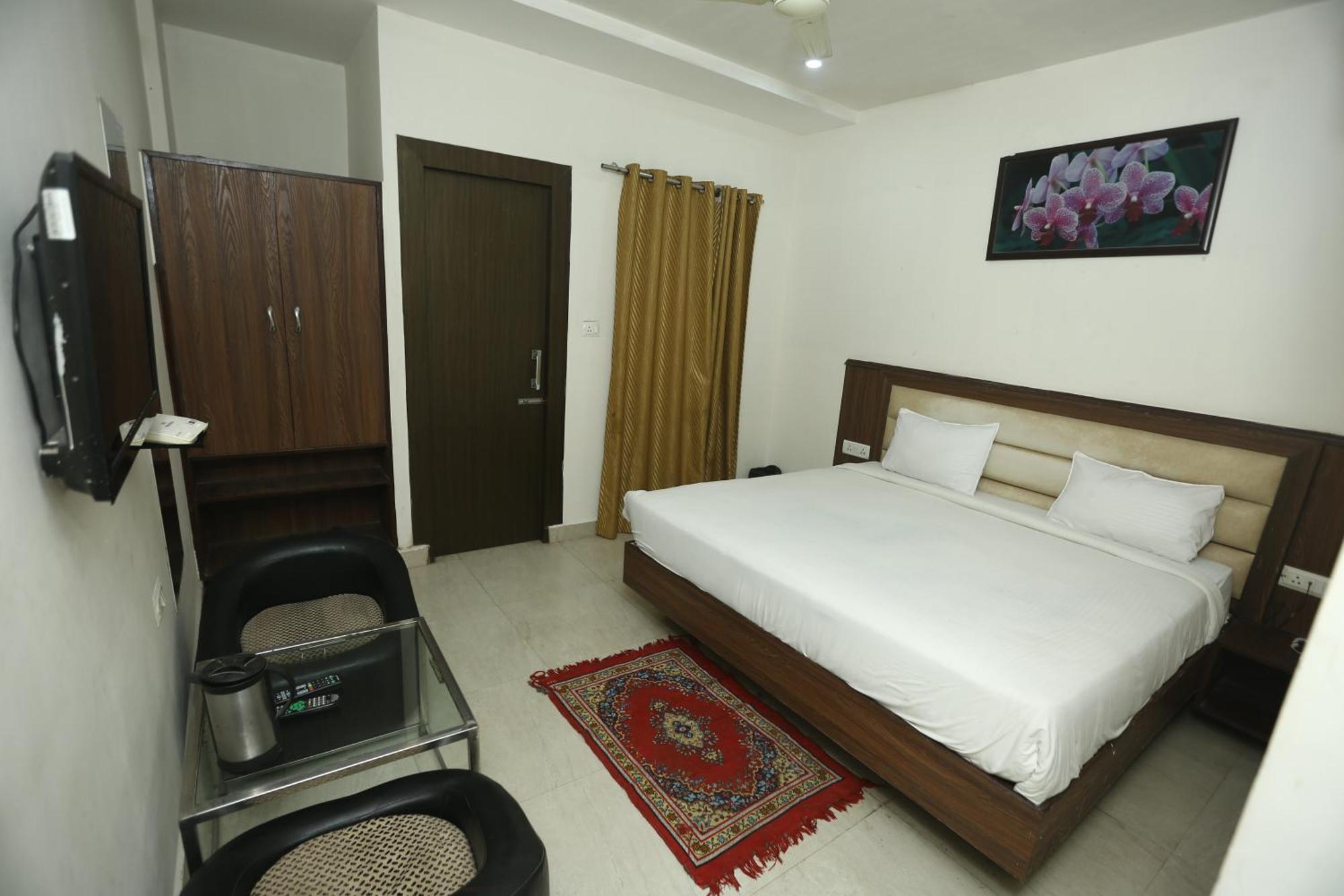 24 Hotel & Resort Agra  Exterior foto